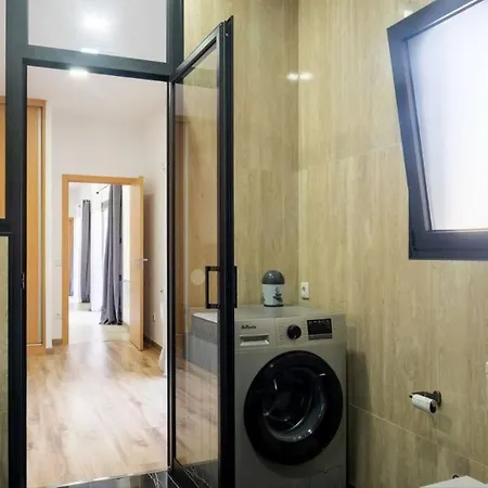 Logement Avec Baignoire De Luxe *