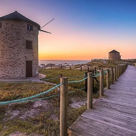 Logement Avec Baignoire De Luxe Fonte Boa